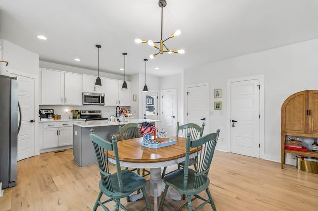 197 Paragon Mills Rd, Nashville, TN 37211