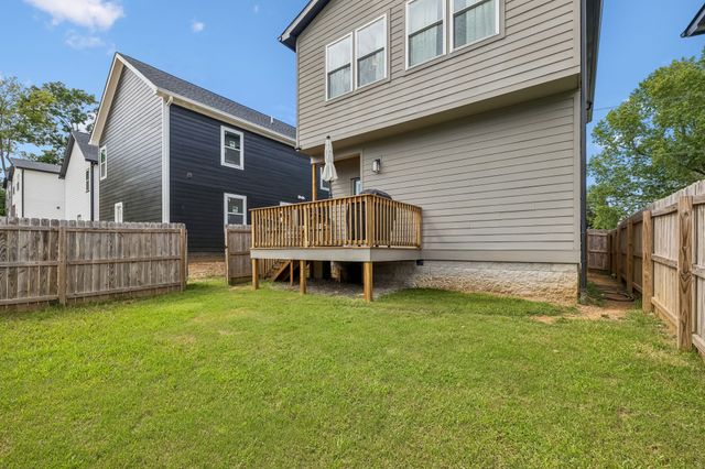 197 Paragon Mills Rd, Nashville, TN 37211