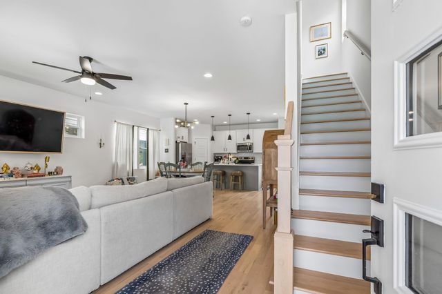 197 Paragon Mills Rd, Nashville, TN 37211