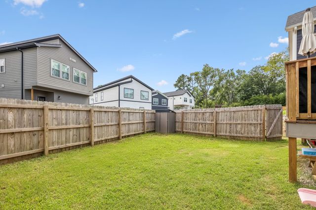 197 Paragon Mills Rd, Nashville, TN 37211