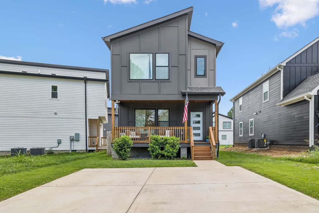 197 Paragon Mills Rd, Nashville, TN 37211