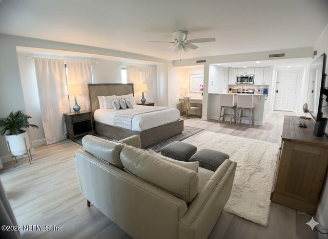 660 SUMMER Place, Ponte Vedra Beach, FL 32082