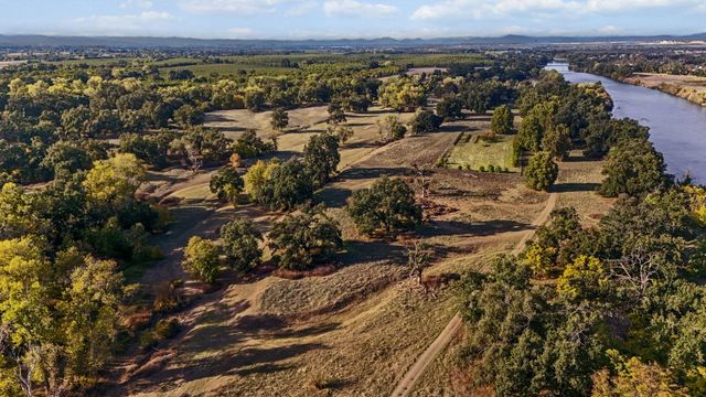 23001 Ash Creek Road, Anderson, CA 96007