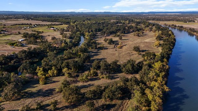 23001 Ash Creek Road, Anderson, CA 96007