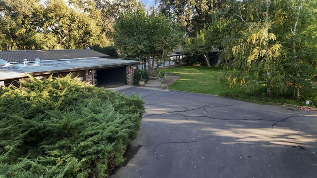 23001 Ash Creek Road, Anderson, CA 96007