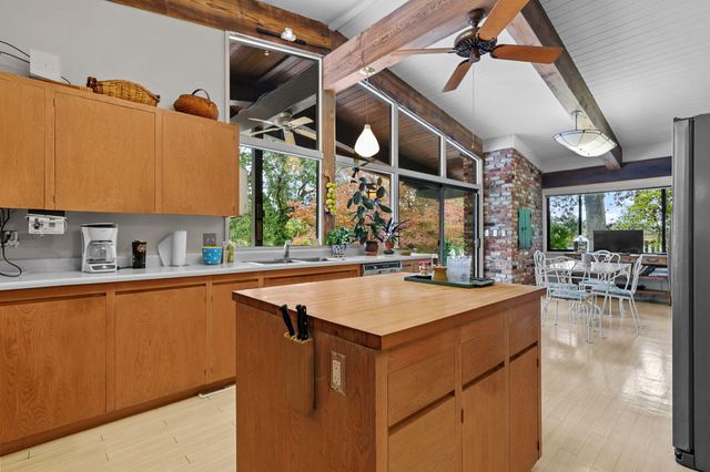 23001 Ash Creek Road, Anderson, CA 96007