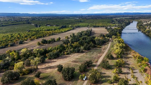 23001 Ash Creek Road, Anderson, CA 96007