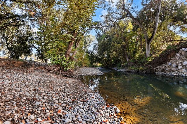 23001 Ash Creek Road, Anderson, CA 96007