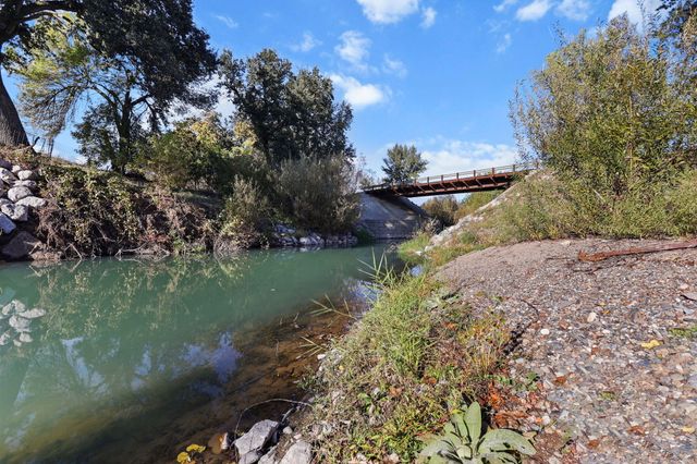 23001 Ash Creek Road, Anderson, CA 96007