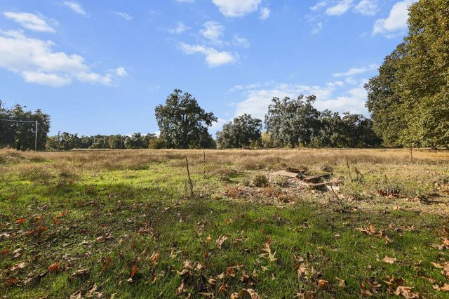 23001 Ash Creek Road, Anderson, CA 96007