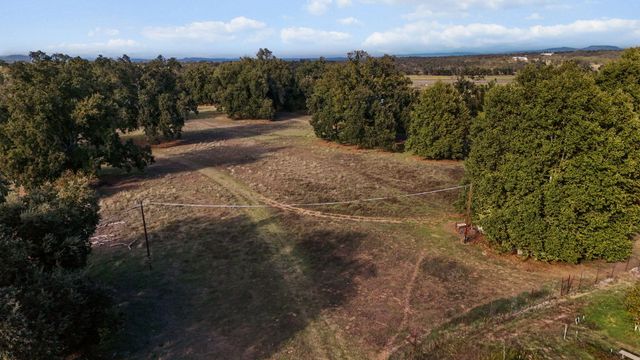 23001 Ash Creek Road, Anderson, CA 96007