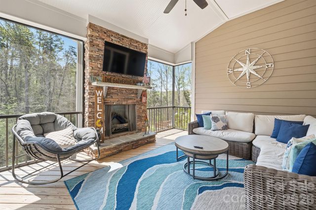 2427 Baxter Place SE, Concord, NC 28025