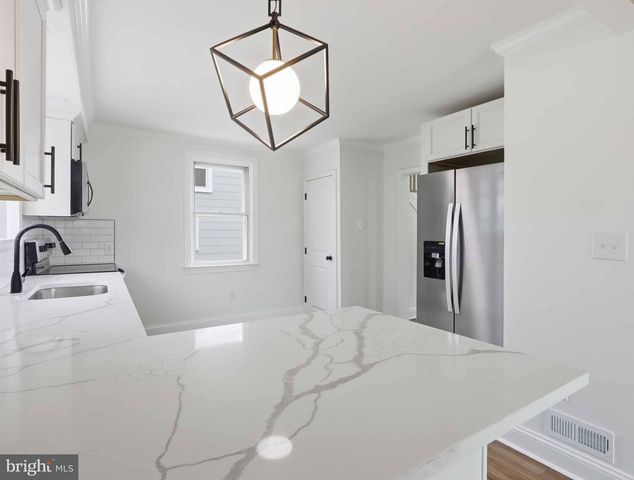 1224 GREYSTONE RD, Halethorpe, MD 21227