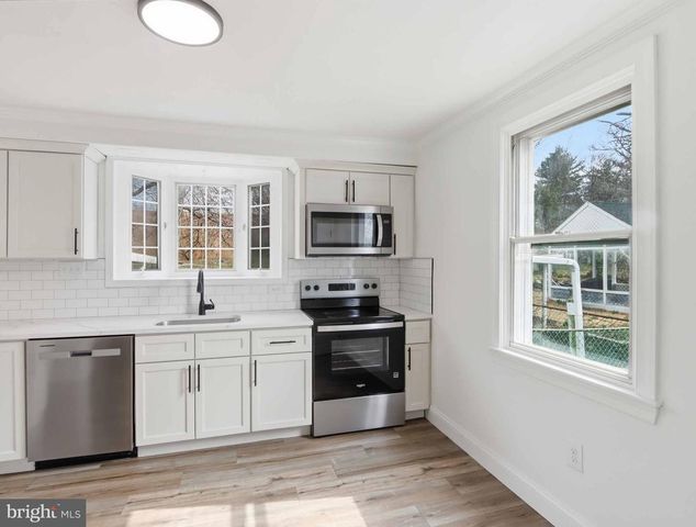 1224 GREYSTONE RD, Halethorpe, MD 21227