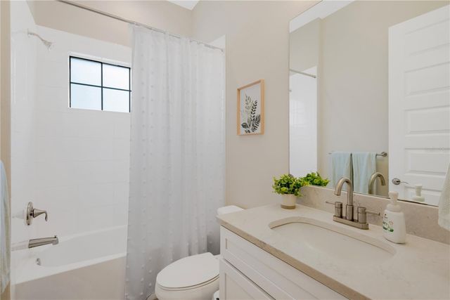 3010 ALBION WALK PLACE, Valrico, FL 33596