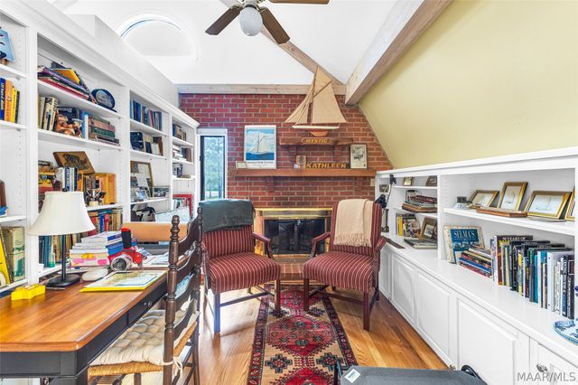 127 Deepwoods Circle, Valley Grande, AL 36701