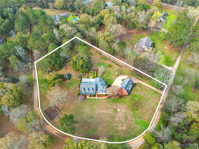 127 Deepwoods Circle, Valley Grande, AL 36701