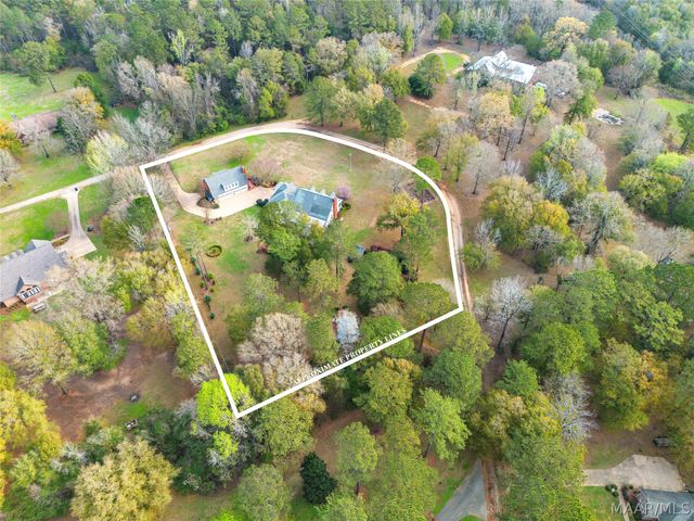 127 Deepwoods Circle, Valley Grande, AL 36701