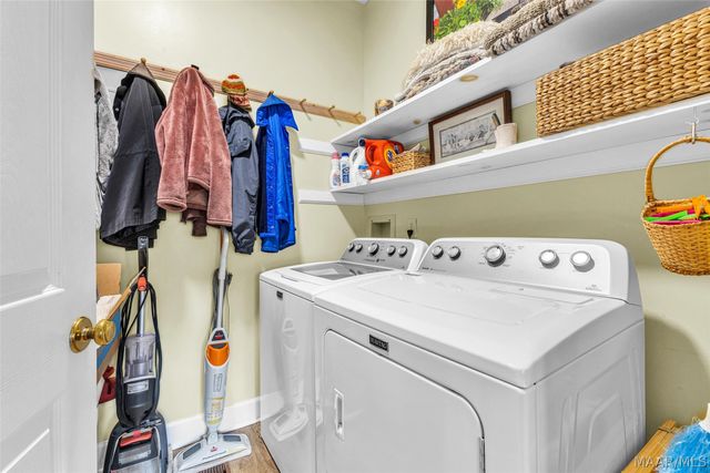 127 Deepwoods Circle, Valley Grande, AL 36701