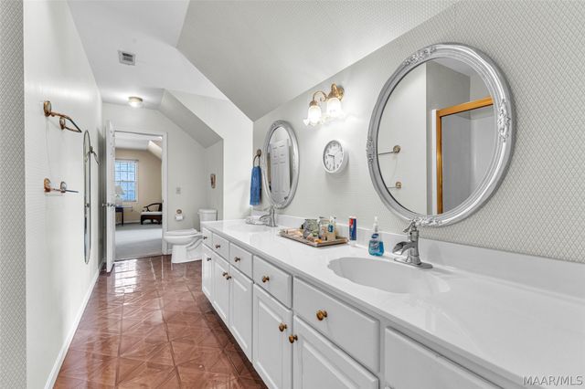 127 Deepwoods Circle, Valley Grande, AL 36701