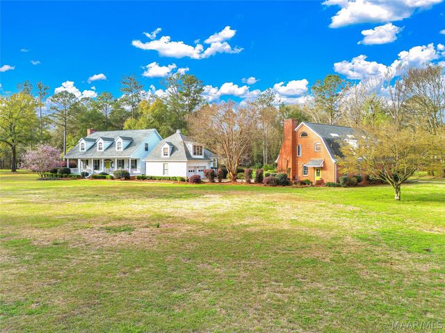 127 Deepwoods Circle, Valley Grande, AL 36701