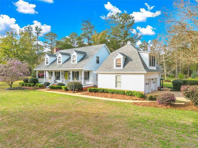 127 Deepwoods Circle, Valley Grande, AL 36701