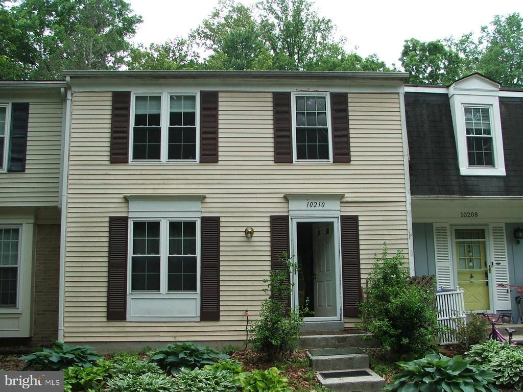 10210 SASSAFRAS WOODS CT, Burke, VA 22015