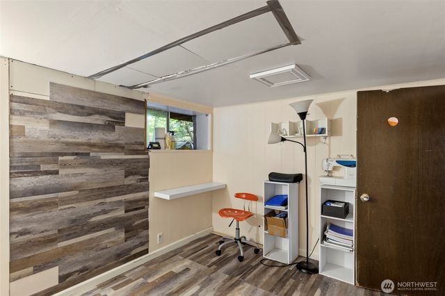 1428 Lakewood Drive, Camano Island, WA 98282