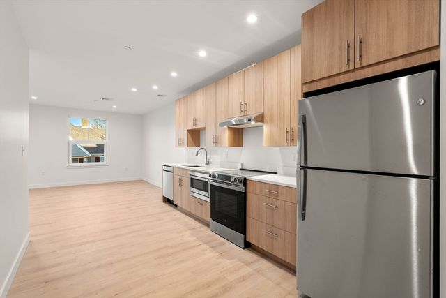 1151 Walnut 301, Newton, MA 02461