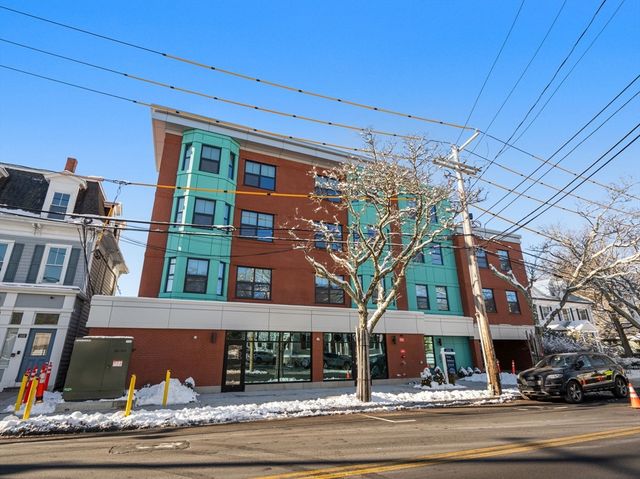 1151 Walnut 301, Newton, MA 02461