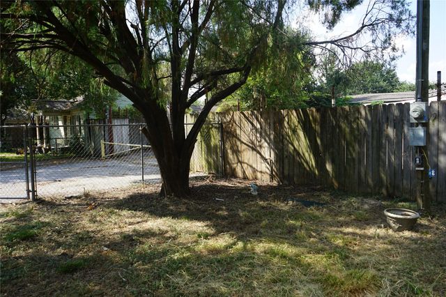 0 Westfield, Houston, TX 77022