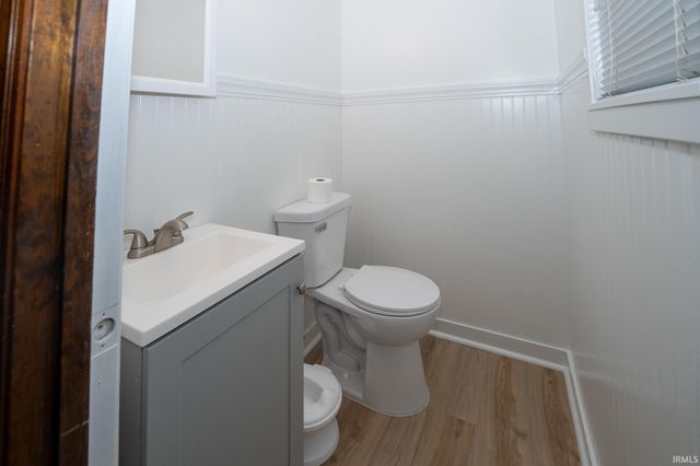 1630 N Colony Road, Evansville, IN 47715