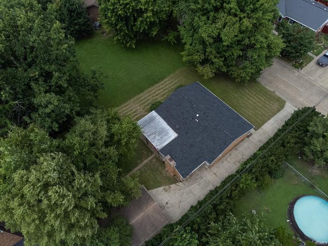 1630 N Colony Road, Evansville, IN 47715