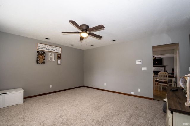 1630 N Colony Road, Evansville, IN 47715