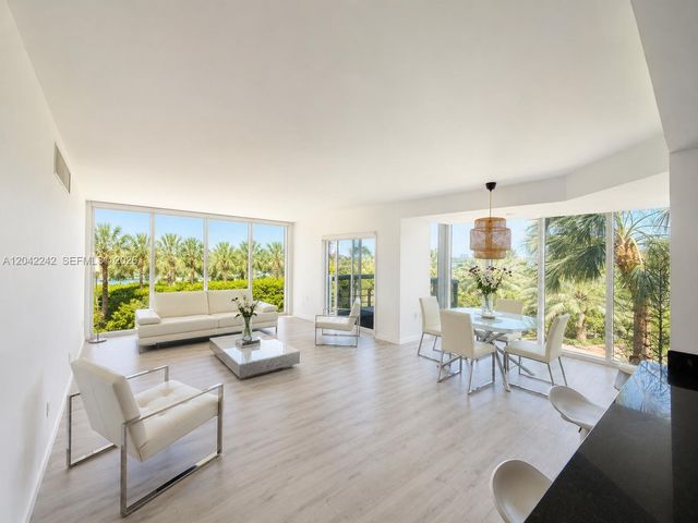10275 Collins Ave 431, Bal Harbour, FL 33154