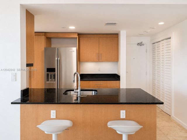 10275 Collins Ave 431, Bal Harbour, FL 33154