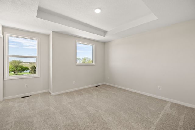 925 Percheron Lane, Norwalk, IA 50211