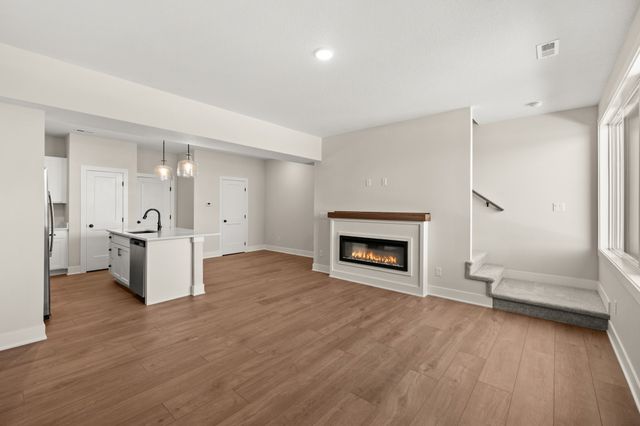 925 Percheron Lane, Norwalk, IA 50211
