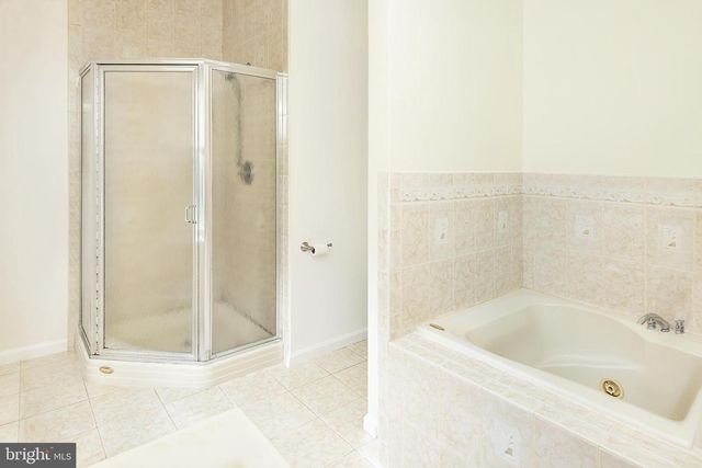 20 RICCIS DR, Jackson, NJ 08527