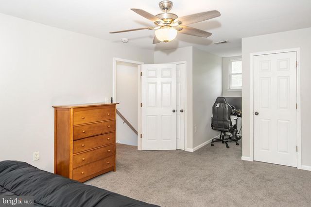 20 RICCIS DR, Jackson, NJ 08527