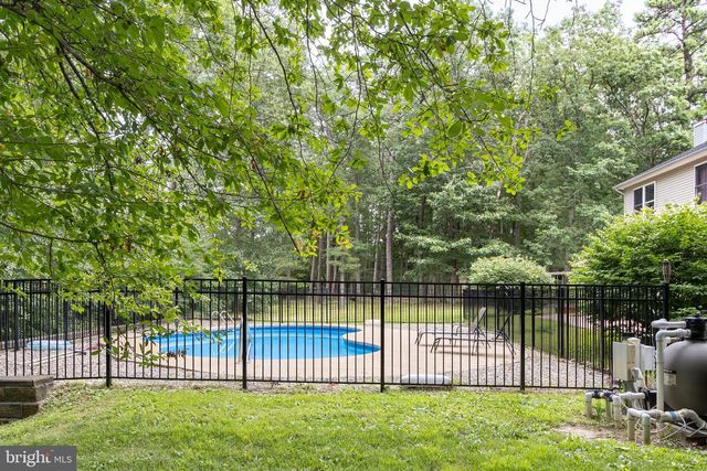 20 RICCIS DR, Jackson, NJ 08527