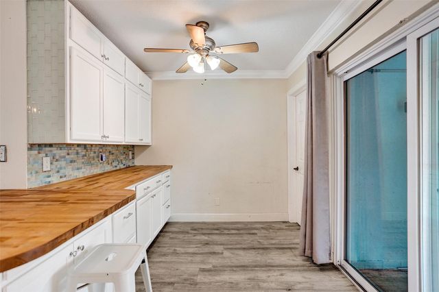 4221 NE 13th Ave, Oakland Park, FL 33334