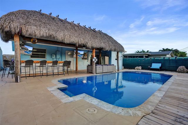 4221 NE 13th Ave, Oakland Park, FL 33334