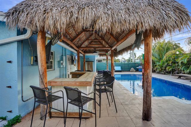 4221 NE 13th Ave, Oakland Park, FL 33334