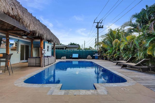 4221 NE 13th Ave, Oakland Park, FL 33334