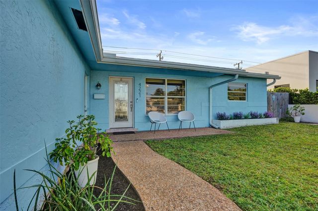 4221 NE 13th Ave, Oakland Park, FL 33334
