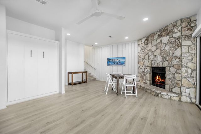102 A Bunny Run, Horseshoe Bay, TX 78657