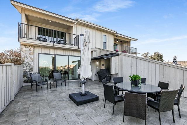102 A Bunny Run, Horseshoe Bay, TX 78657