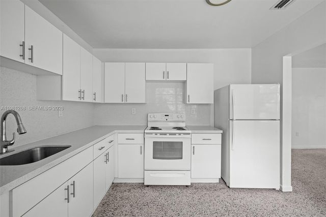 11330 Peachtree Dr, Miami, FL 33161