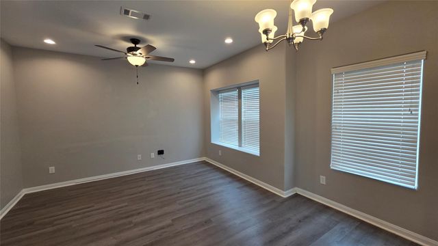 16974 W Hammon, Montgomery, TX 77316